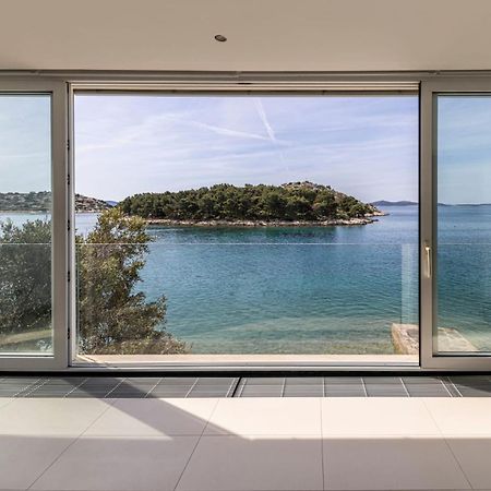 Casa Mano Tribunj With Beach Bagian luar foto