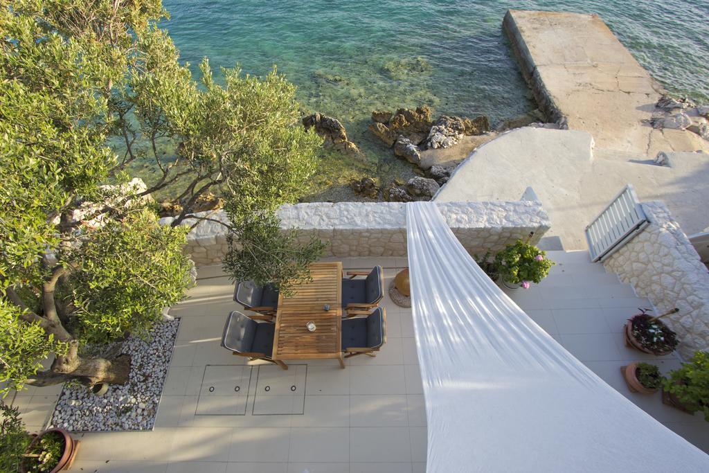 Casa Mano Tribunj With Beach Bagian luar foto