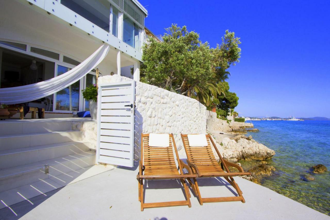 Casa Mano Tribunj With Beach Bagian luar foto
